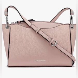 calvin klein women’s garnet adjustable top zipper crossbody | color: blossom